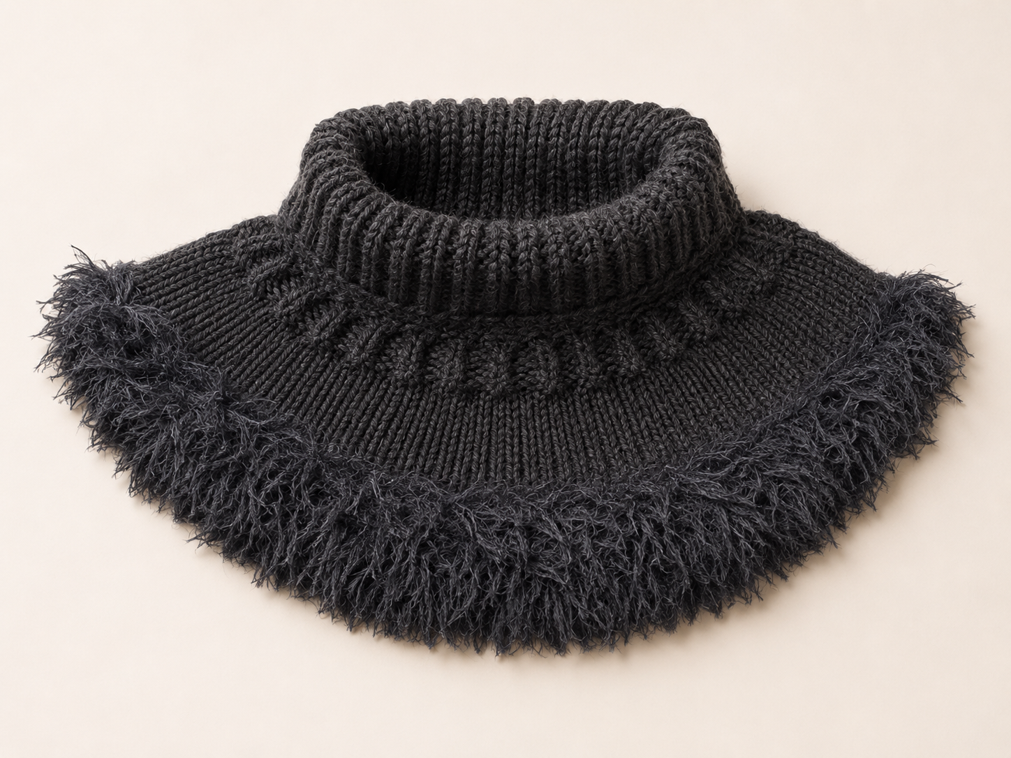 Capelet Carbone — 2